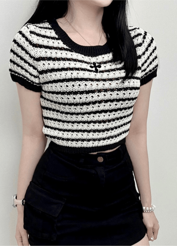 STRIPED CROP KNIT