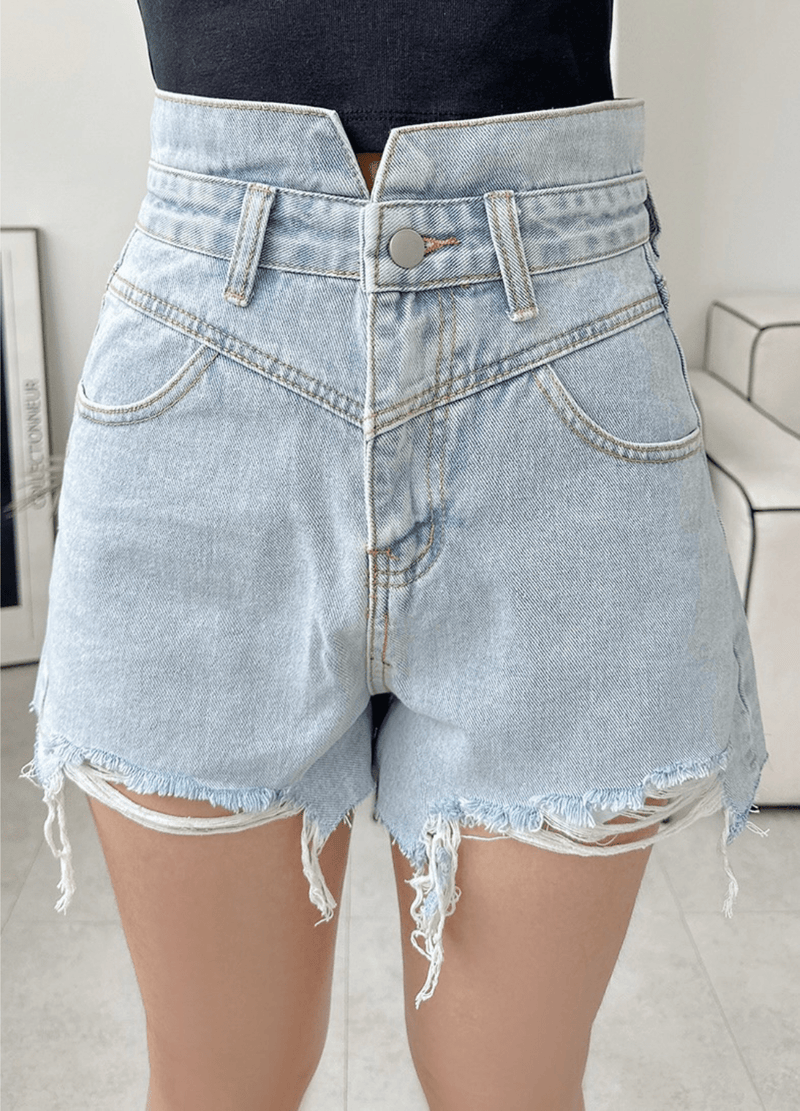 HIGH WAIST CUTTING DENIM SHORTS