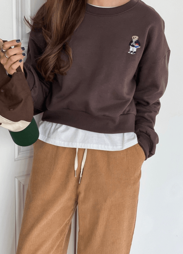 FLEECED CROPPED BEAR SWEATSHIRT ( 3 COLORS )