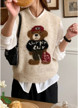 BEAR KNITTED VEST ( 2 COLORS )