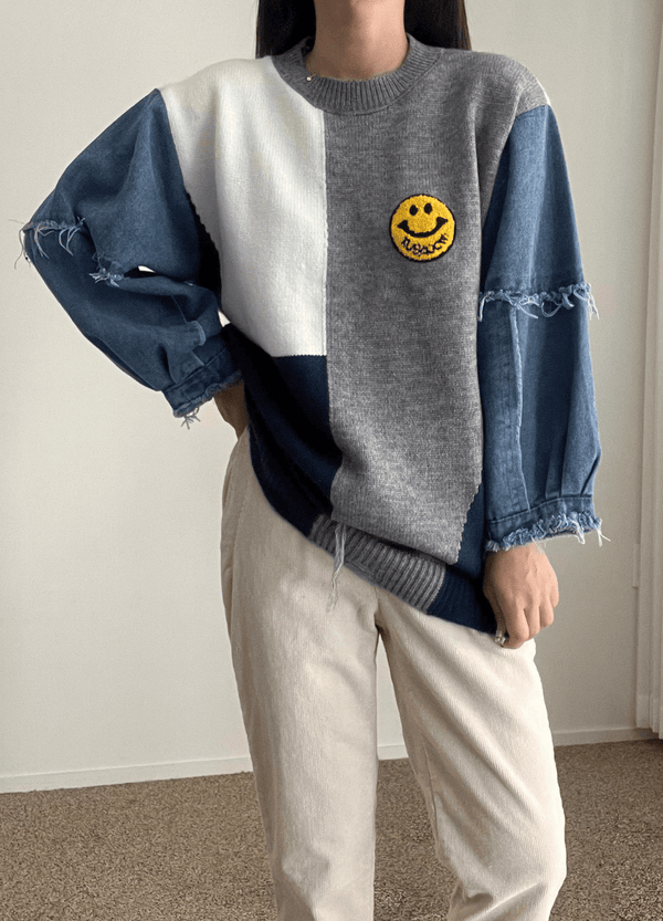 SMILE PATCH VINTAGE STYLE KNIT ( 2 COLORS )