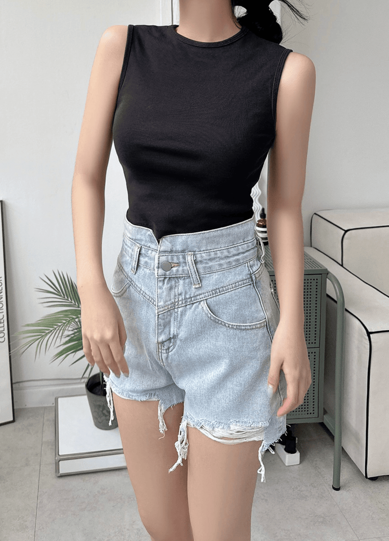 HIGH WAIST CUTTING DENIM SHORTS