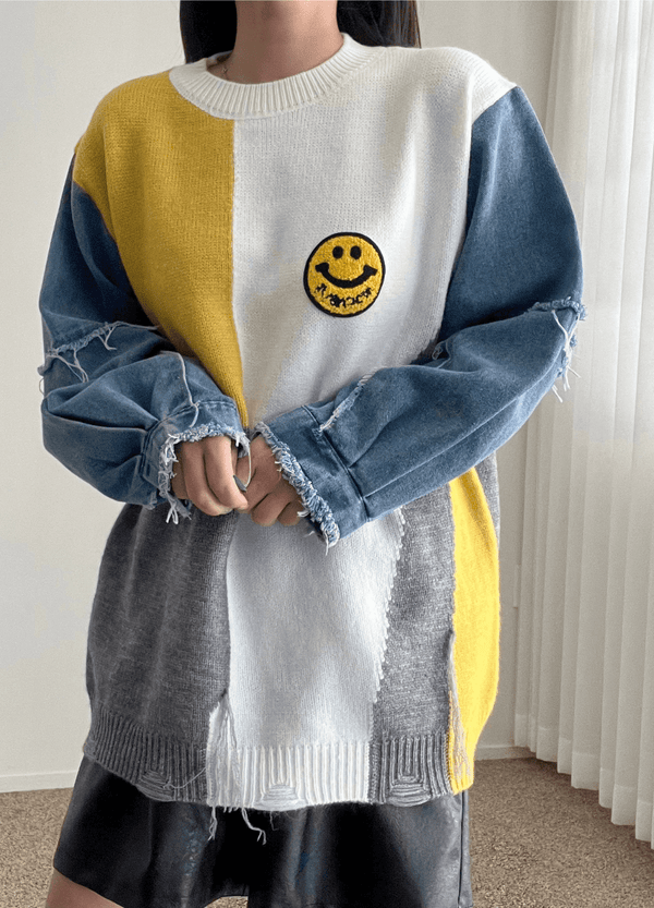 SMILE PATCH VINTAGE STYLE KNIT ( 2 COLORS )