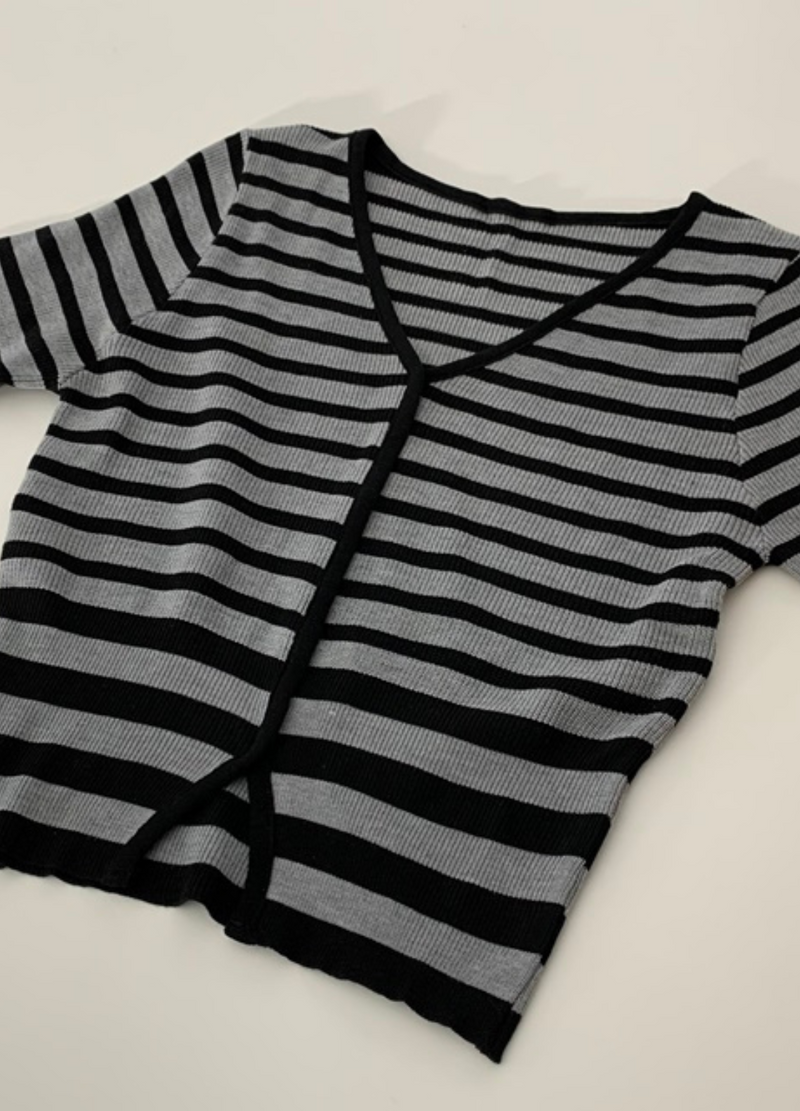 STRIPED PATTERNED CARDIGAN( 2 COLORS )