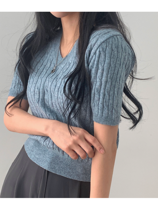 V-NECK TWISTED KNIT ( 2 COLOR )