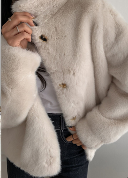 HIGHNECK FUR JACKET