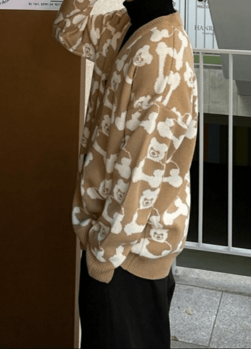 BEAR GRAPHIC CARDIGANS ( 3 COLORS )