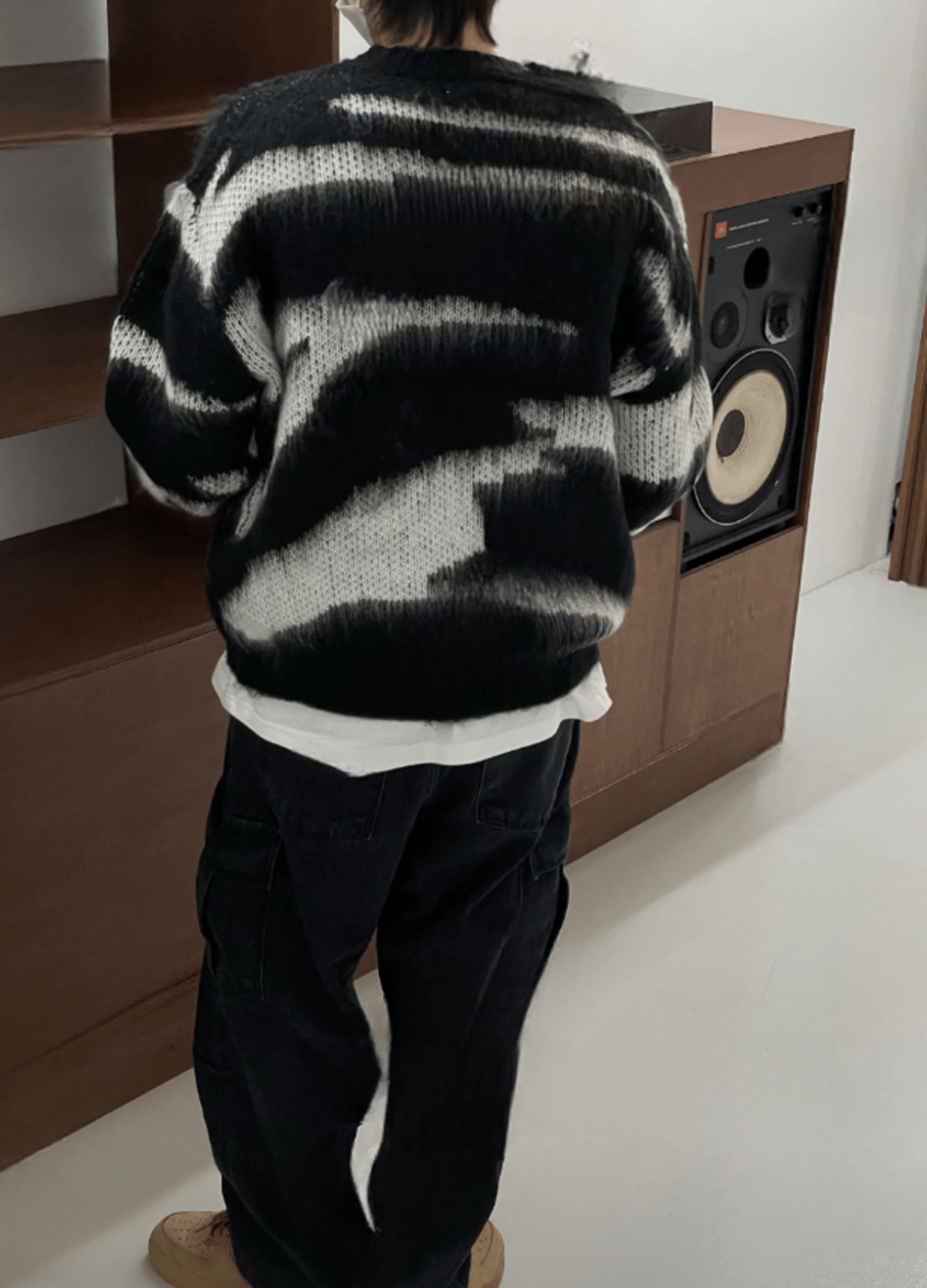 MOHAIR ZEBRA KNIT ( 2 COLORS ) – OnYou