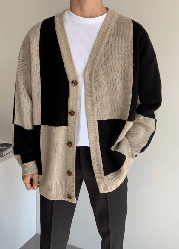 BLOCK PATTERNED CARDIGAN ( 2 COLORS )