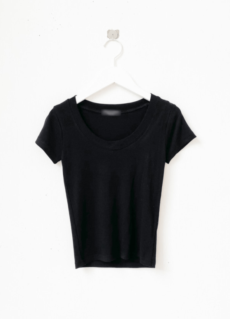 BASIC U-NECK T-SHIRTS ( 3 COLORS )