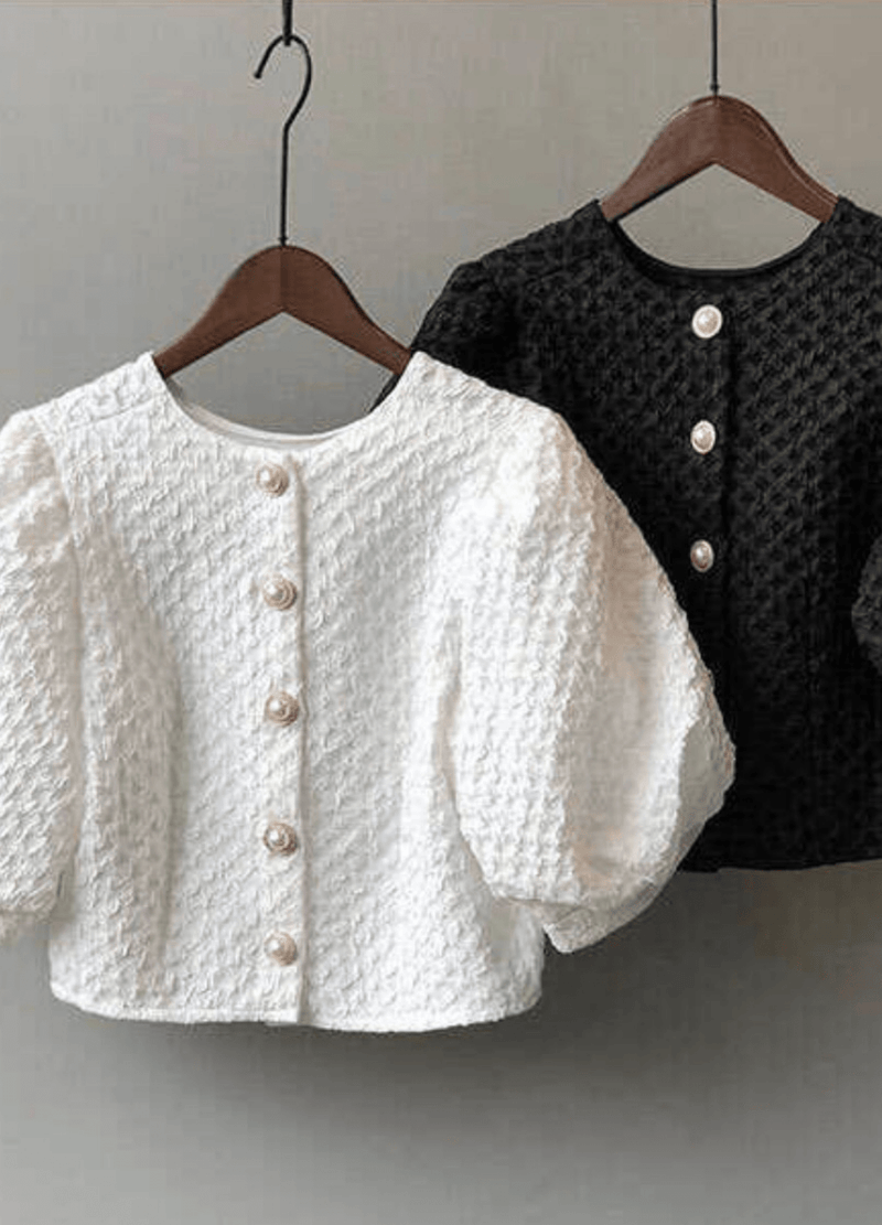 PUFFED SHORT SLEEVE JAGGARD BLOUSE ( 2 COLORS )