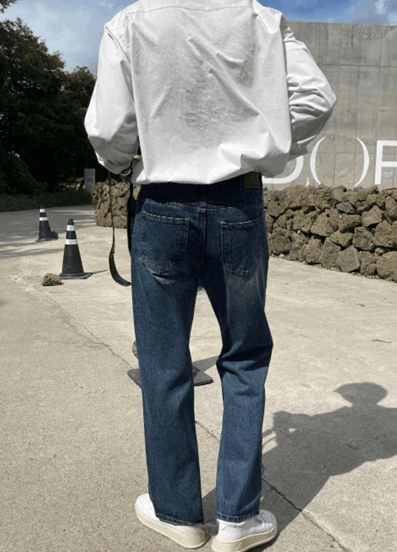 STRAIGHT WIDE DENIM JEANS