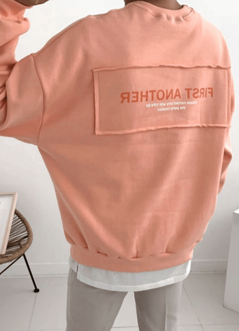 FIRST ANOTHER PATCH FLEECED-LINE SWEATSHIRTS ( 2 COLORS )