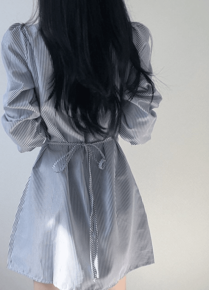 STRIPED BACK RIBBON SHIRTS ( 2 COLORS )