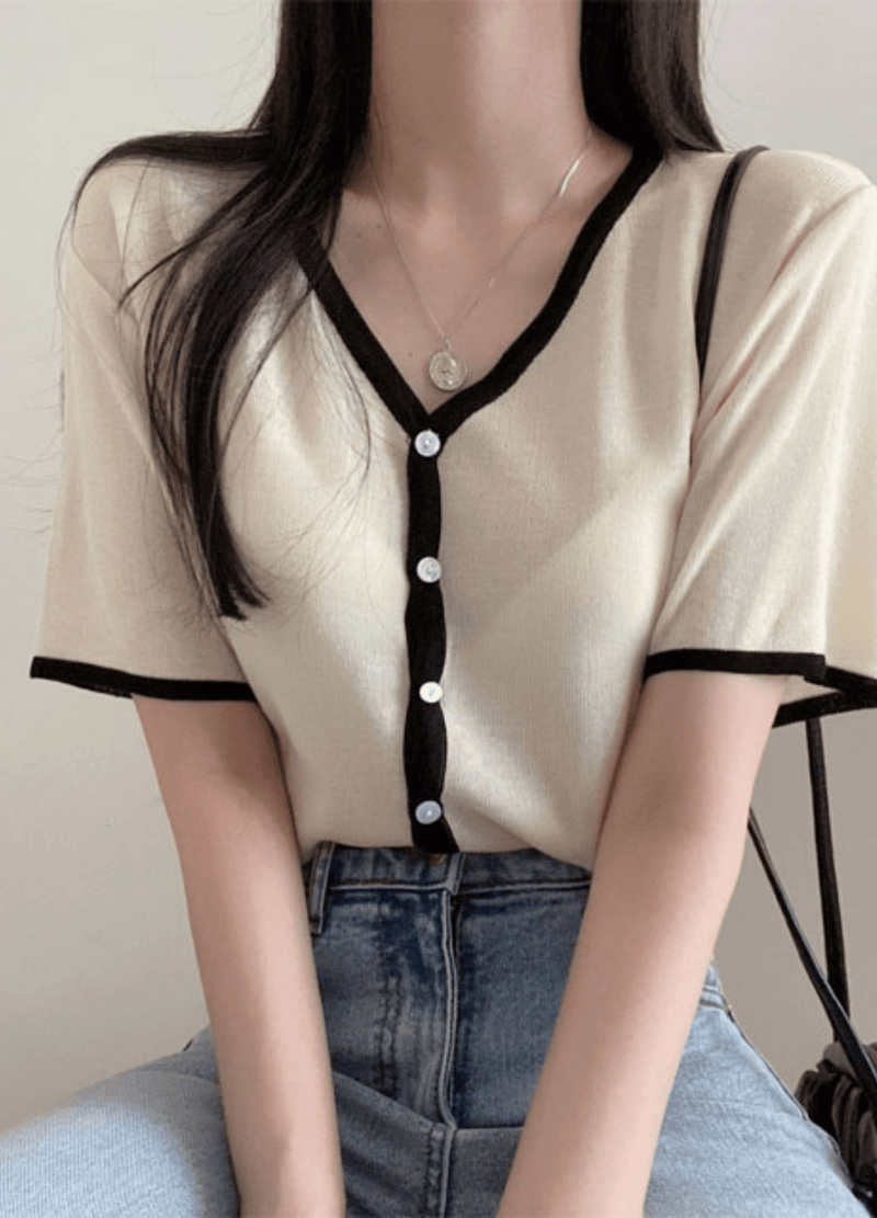 LINE SHORT CARDIGAN ( 3 COLORS )